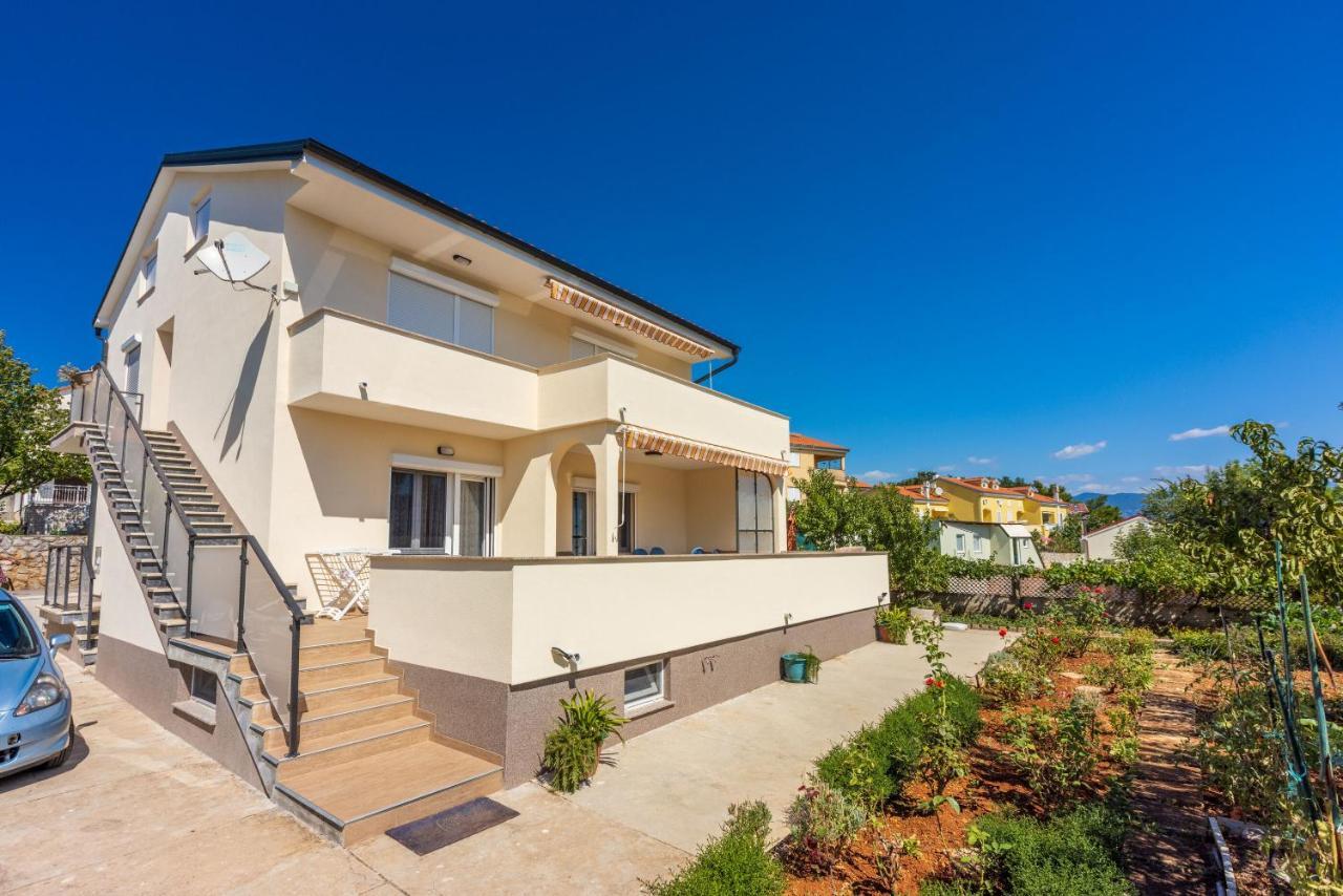 Apartments Star By The Sea Čižići Buitenkant foto