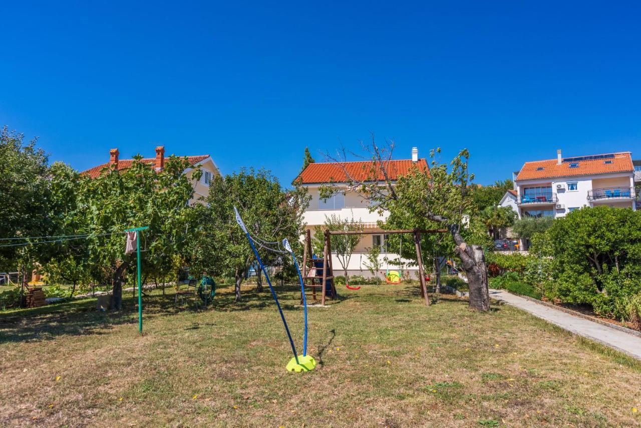 Apartments Star By The Sea Čižići Buitenkant foto
